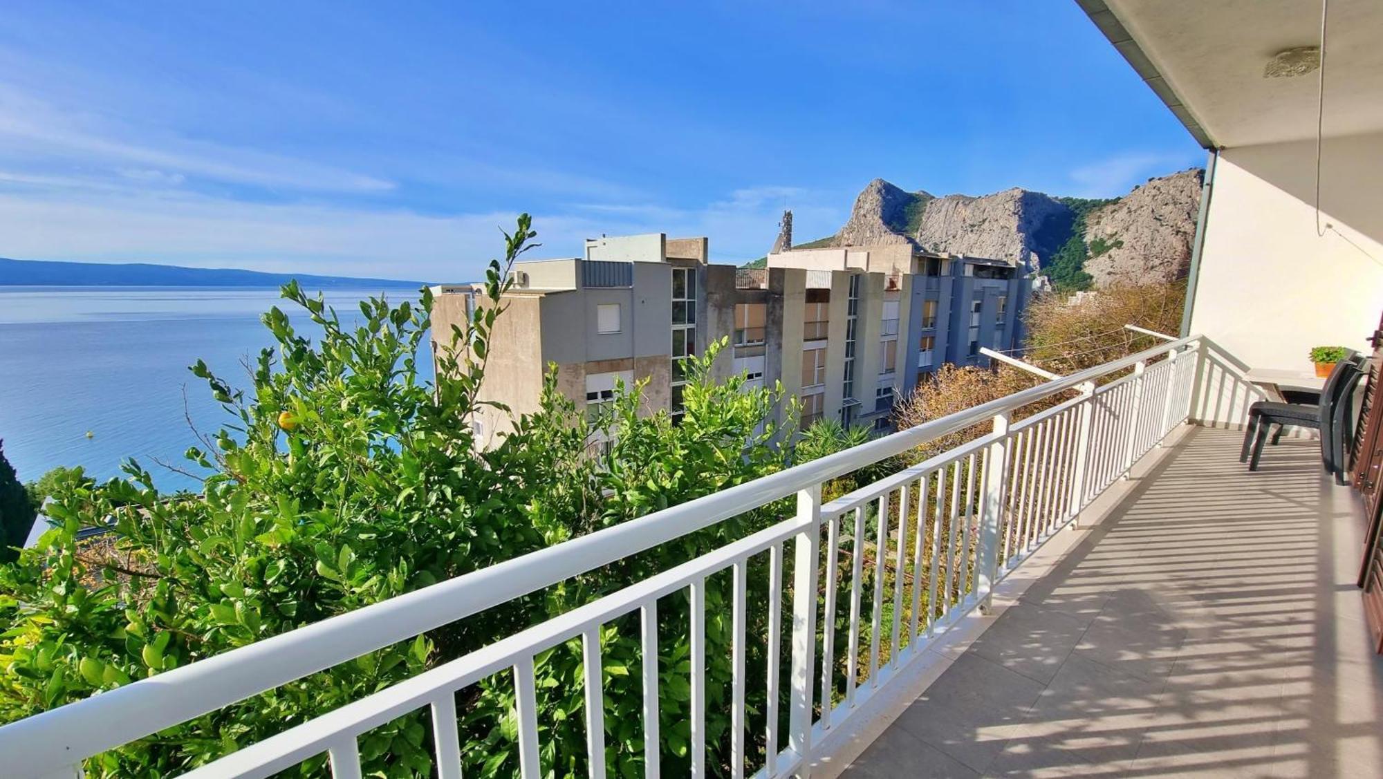Apartment Merica Omis Ngoại thất bức ảnh